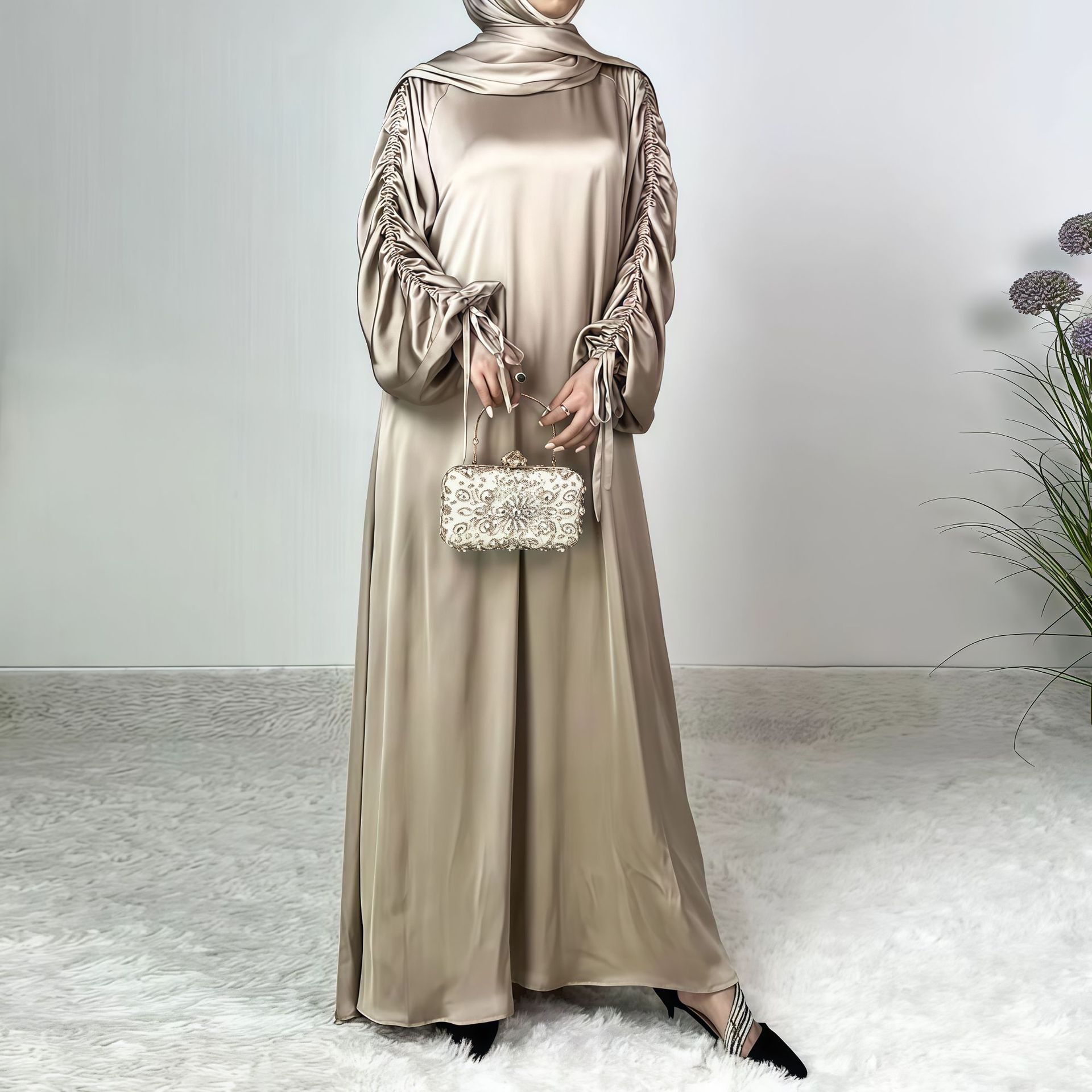 Robe abaya modeste et ensemble foulard avec plis à cordon et manches lanternes._voghion.com
