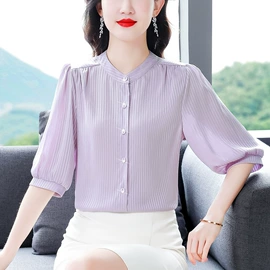连衣裙;男式T恤;女式衬衫