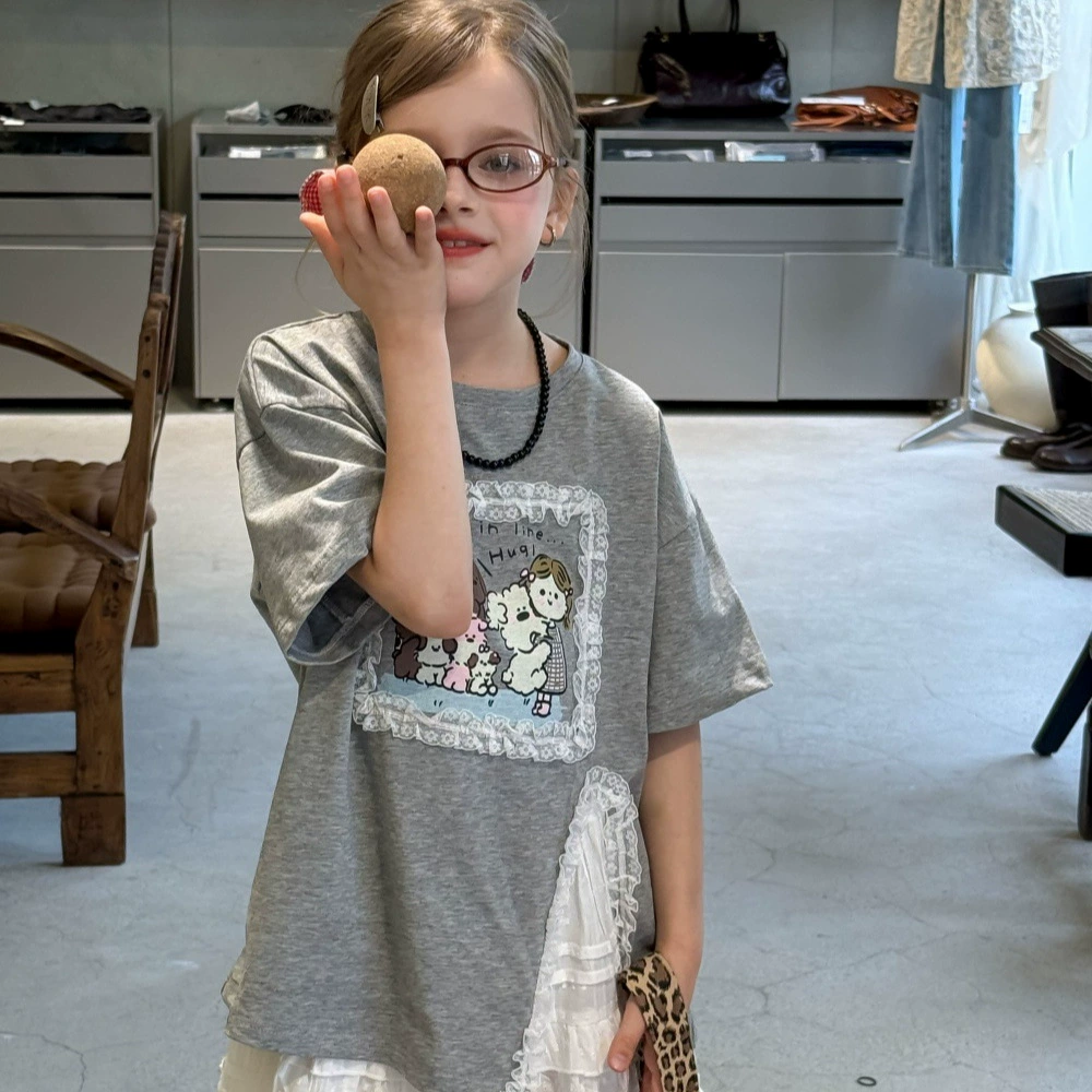 Детская футболка для девочки с коротким рукавом, новая коллекция 2025 года, с разрезом, принтом, мультяшный топ в корейском стиле, свободный пуловер