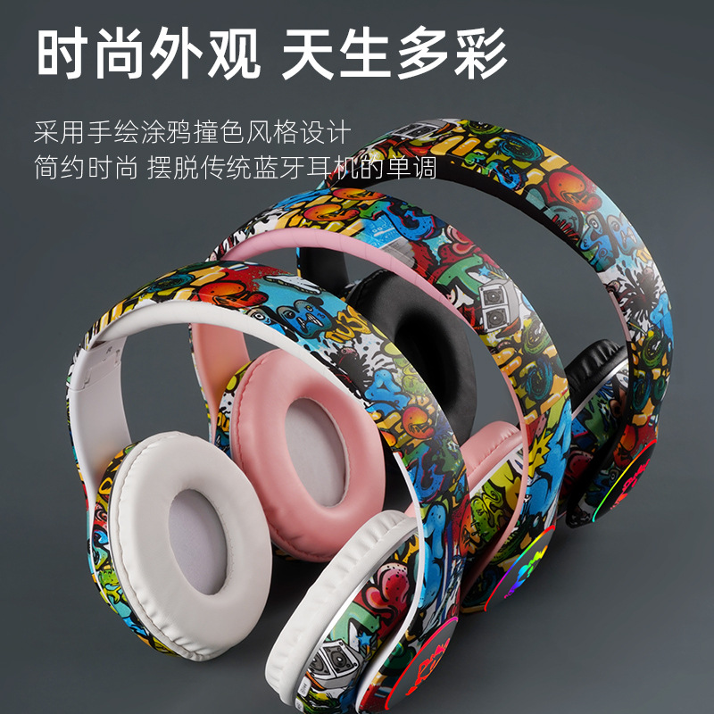 Audífonos Bluetooth Modelo 8686 de Fábrica, con Luces LED, para Juegos, Inalámbricos, con Ranura para Tarjeta, Diseño Graffiti, Venta al Por Mayor