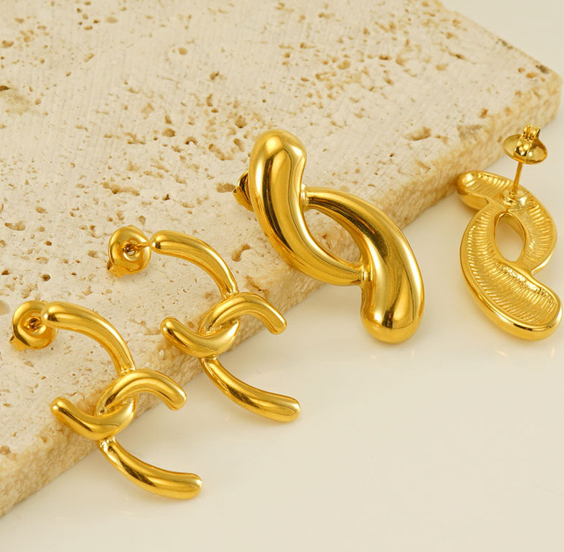 1 Paire Style Simple Forme En U Acier Inoxydable 304 Plaqué Or 18K Boucles D'Oreilles display picture 4