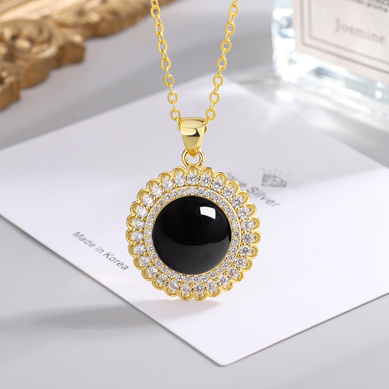 Agate golden pendant, 12mm