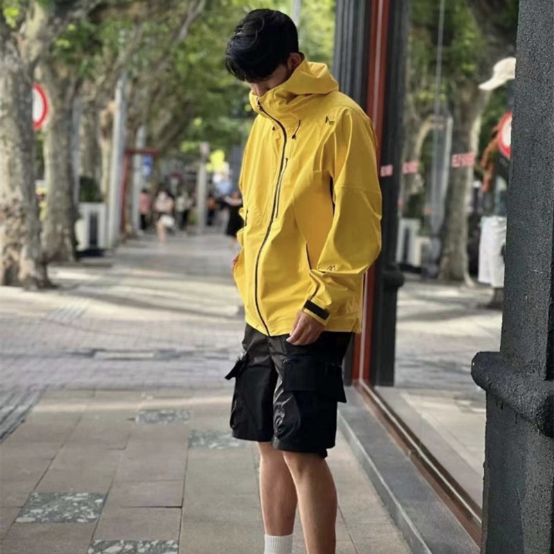HH海丽汉森硬壳户外冲锋衣防风防水休闲时尚男女情侣连帽单件外套|undefined