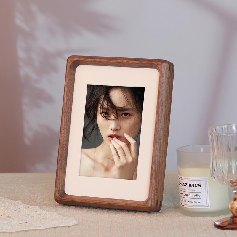 Solid Wood Mortise and Tenon Frame for Photo Display, High-End Photo Frame for Calligraphy, Certificates, Wedding Photos, and Desktop Decoration Solid Wood Mortise and Tenon Frame for Photo Display, High-End Photo Frame for Calligraphy, Certificates, Wedding Photos, and Desktop Decoration