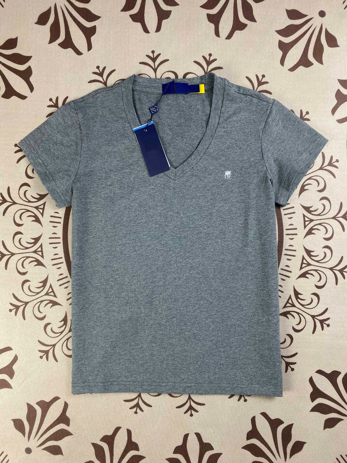R1ラフ小馬標修身上着底シャツ刺繍夏純綿vネック純色半袖tシャツ女性アメリカ式