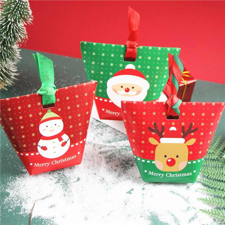 圣诞节包装糖果盒雪人老人麋鹿饼干牛轧糖盒卡通可爱礼品纸盒