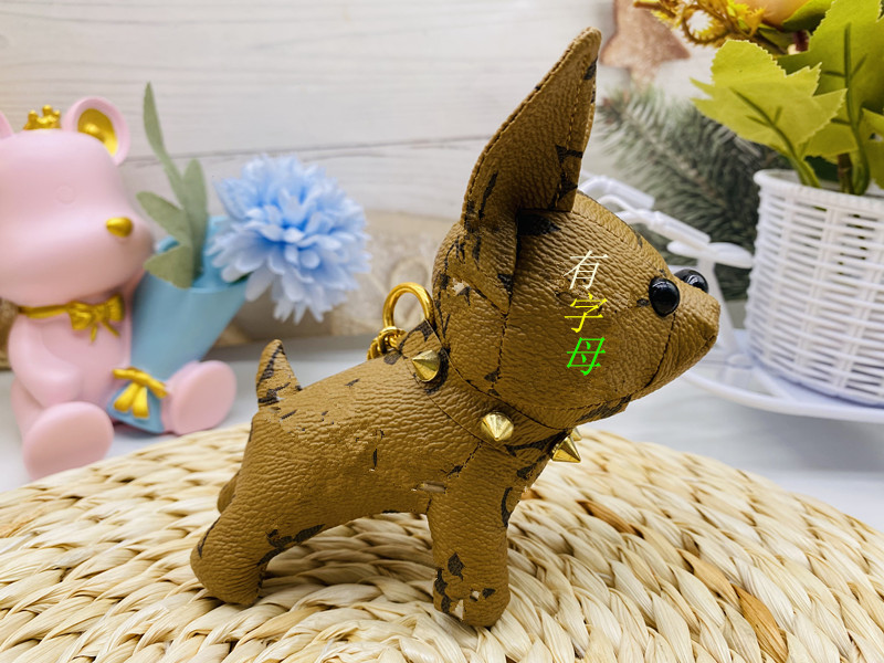 Bolsos de burro al por mayor cachorro red de cuero viejas flores dibujos animados pequeños par adornos de llaves de automóviles lindos
