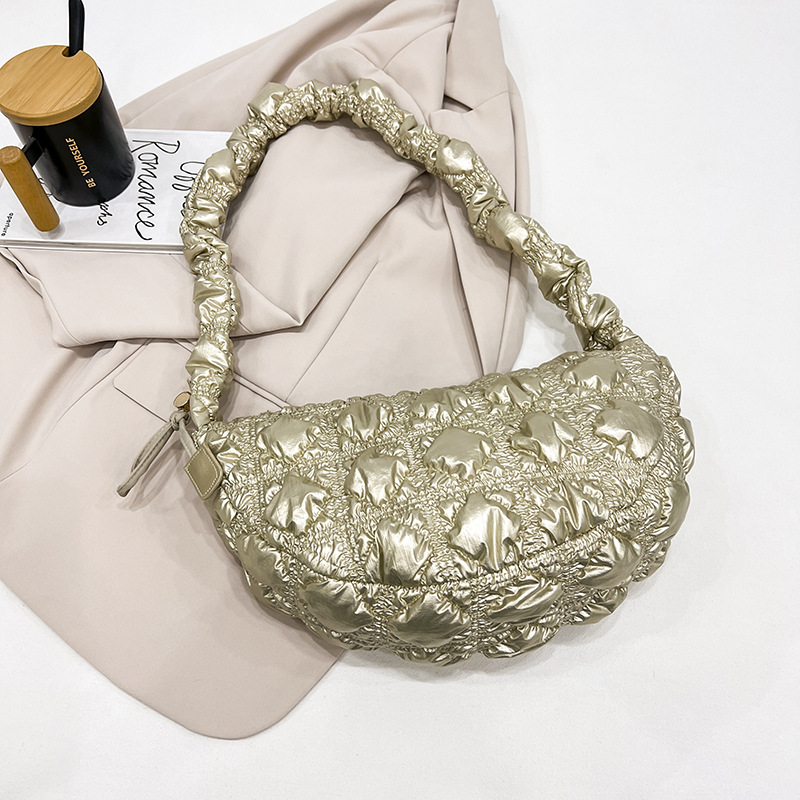 Koreanische Version der modischen Wolkentasche, plissierte Knödeltasche, vielseitige Umhängetasche mit einer Schulter für Damen (mit Staubbeutel im Lieferumfang enthalten)_voghion.com