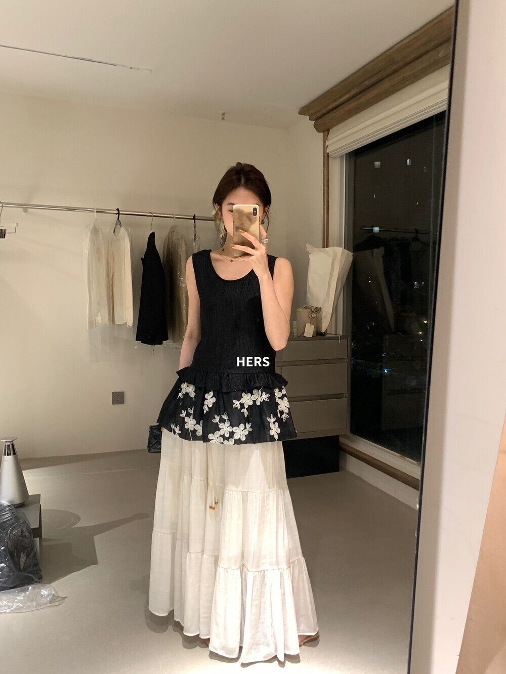 Áo hai dây nữ phong cách Bohemian thêu hoa, viền ren xếp tầng — Champagne màu, màu đen chi tiết 26