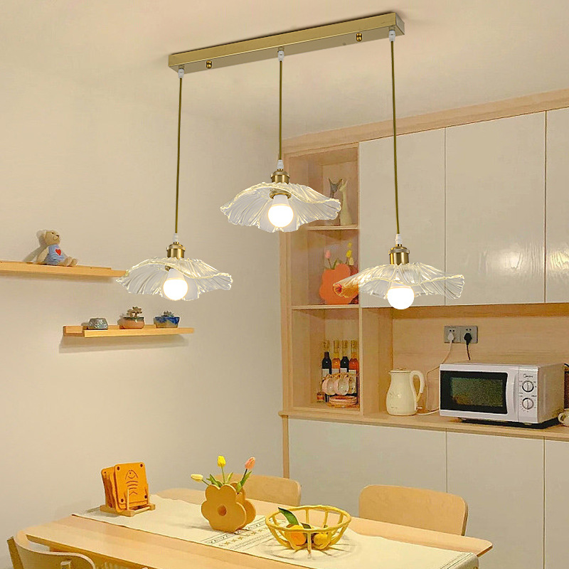 輕奢網紅風過道燈創意荷花燈入戶玄關臥室燈2024新款走廊陽檯燈具