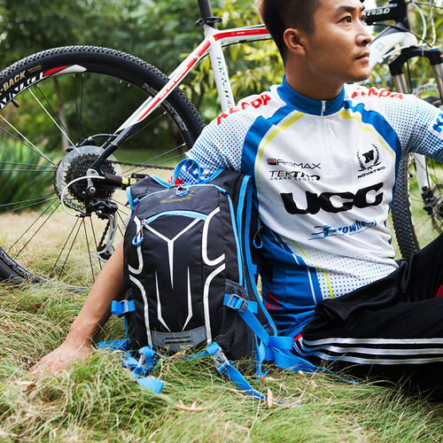 Wholesale sports breathable water repellent men's cycling water bag mountaineering bag outdoor cross-country running large capacity backpack