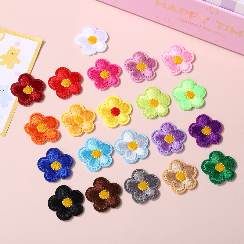 新鮮でかわいい小さな花の刺繍パッチステッカーミニカラーホットメルト接着剤刺繍ラベルバッグ靴と帽子装飾布ステッカー|undefined