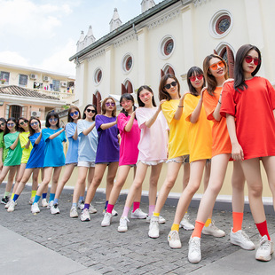 ��һ�ӵ��|��t��Ů�����ǹ�ɫ���߰˾Ų�ɫ�����b���ɰ���F��