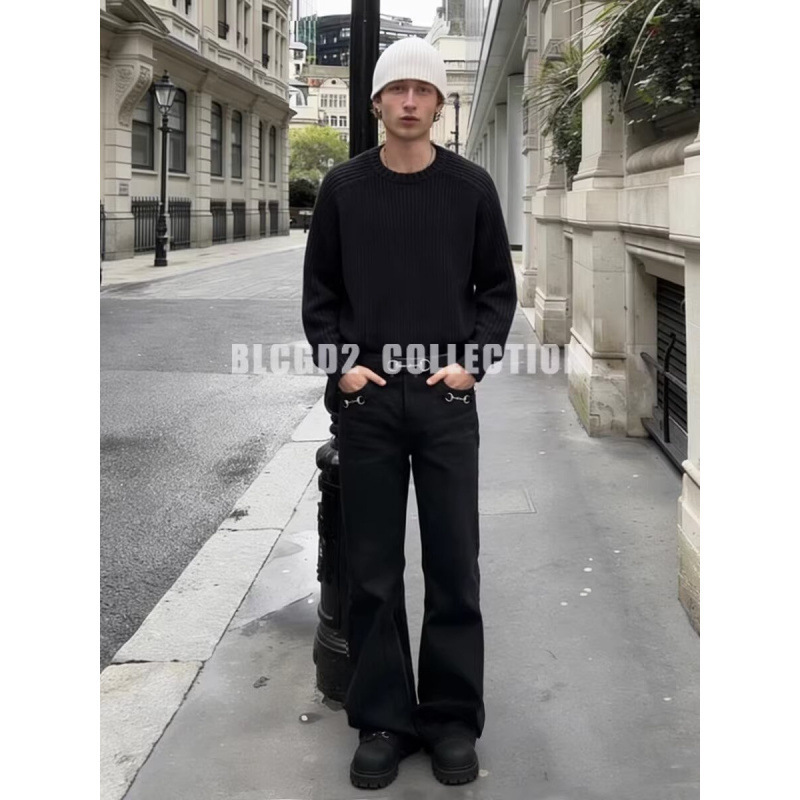 Low-Waisted Black Slim-Fit Straight-Leg Studded Jeans for Women, American Retro Style, Autumn Pants, Slightly Flared Long Pants, Floor-Length Pants Low-Waisted Black Slim-Fit Straight-Leg Studded Jeans for Women, American Retro Style, Autumn Pants, Slightly Flared Long Pants, Floor-Length Pants