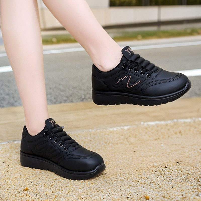 2025 New Casual Sports Shoes for Women, Lightweight Soft-Soled Women's Shoes, Non-Slip Spring and Autumn Mom's Shoes, Walking Shoes, Embroidered Shoes