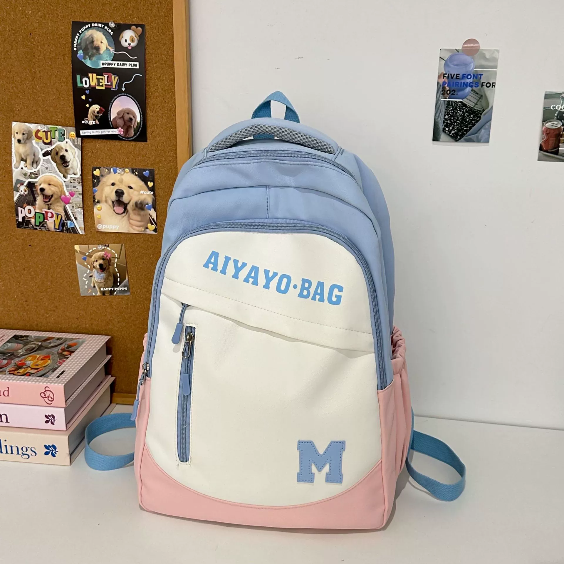 Capacious backpack, waterproof wear-resistant small school bag, simple and elegant design