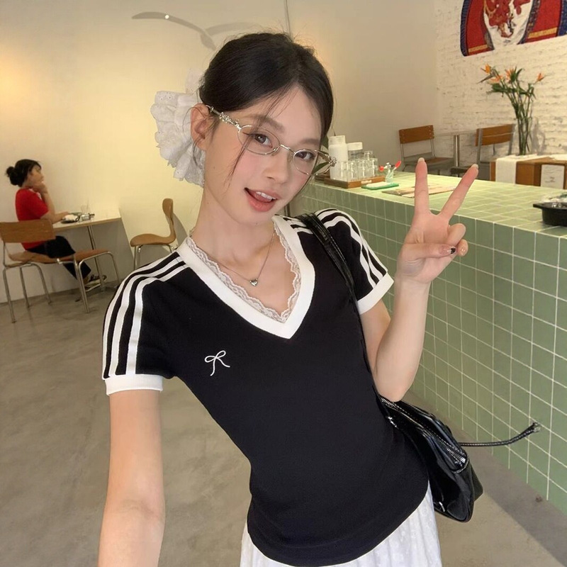 [210g 40-Count Fine Cotton] American Style Pure Desire Spicy Girl V-Neck Striped Short-Sleeve T-Shirt for Women, Slim Fit Versatile Top for Summer