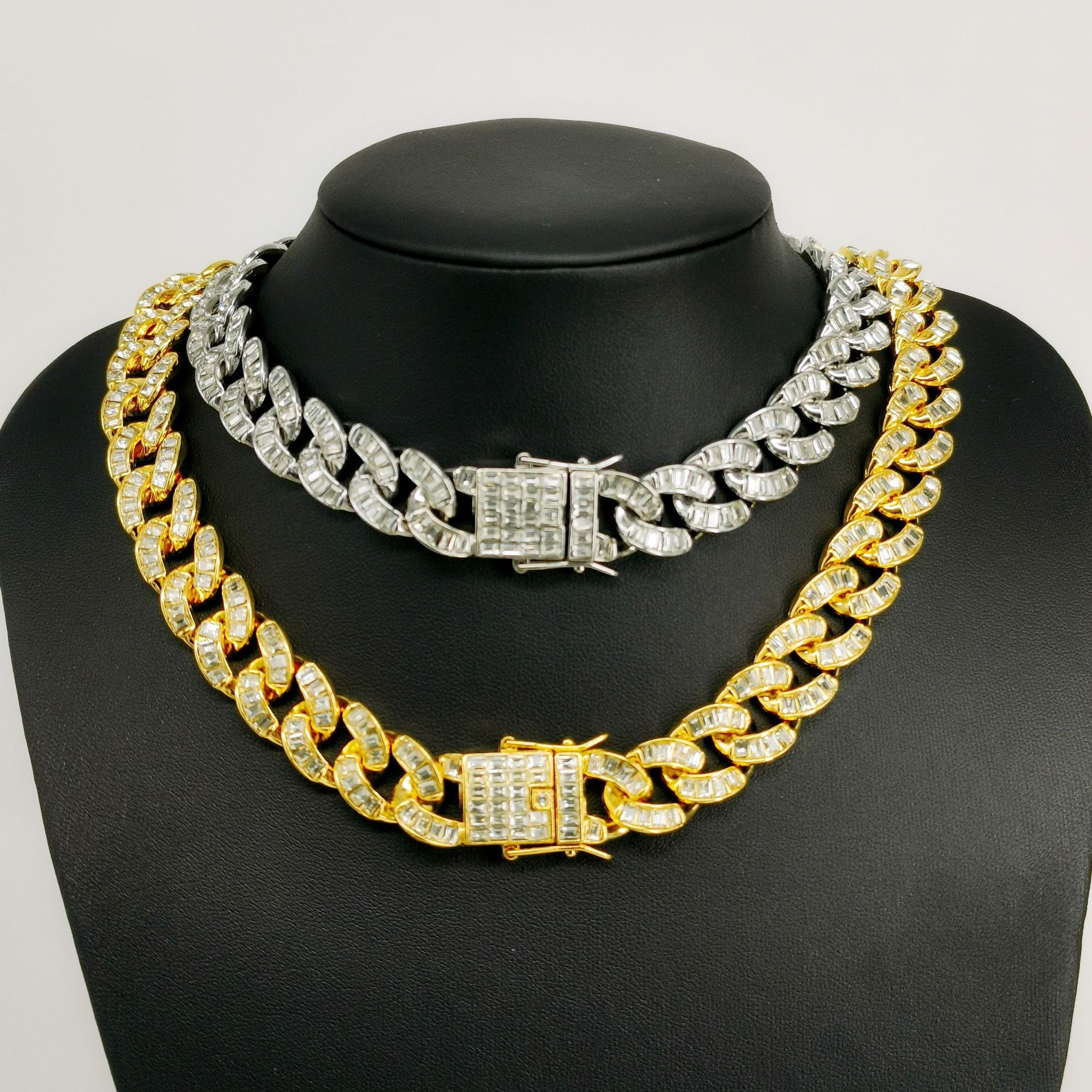 New 16mm rectangular glass necklace trendy Cuban chain with full diamond design alloy hip-hop style_voghion.com