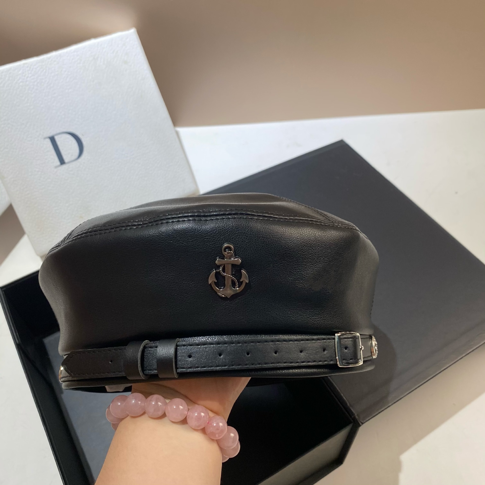 Original design fashion Europe and the United States personality British belt anchor bud hat men and women the same painter hat_voghion.com