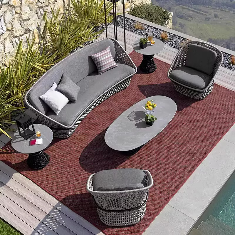 Muebles de patio al aire libre de vacaciones, sillas de caña importadas, terraza italiana, sofá de lujo al aire libre, combinación simple
