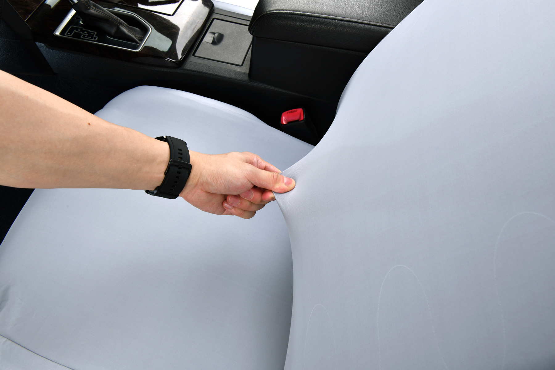 Ice Silk Elastic Non-Slip Car Seat Cover, Cooling B-Style Front Seat Single Universal Type Dustproof Car Seat Cover