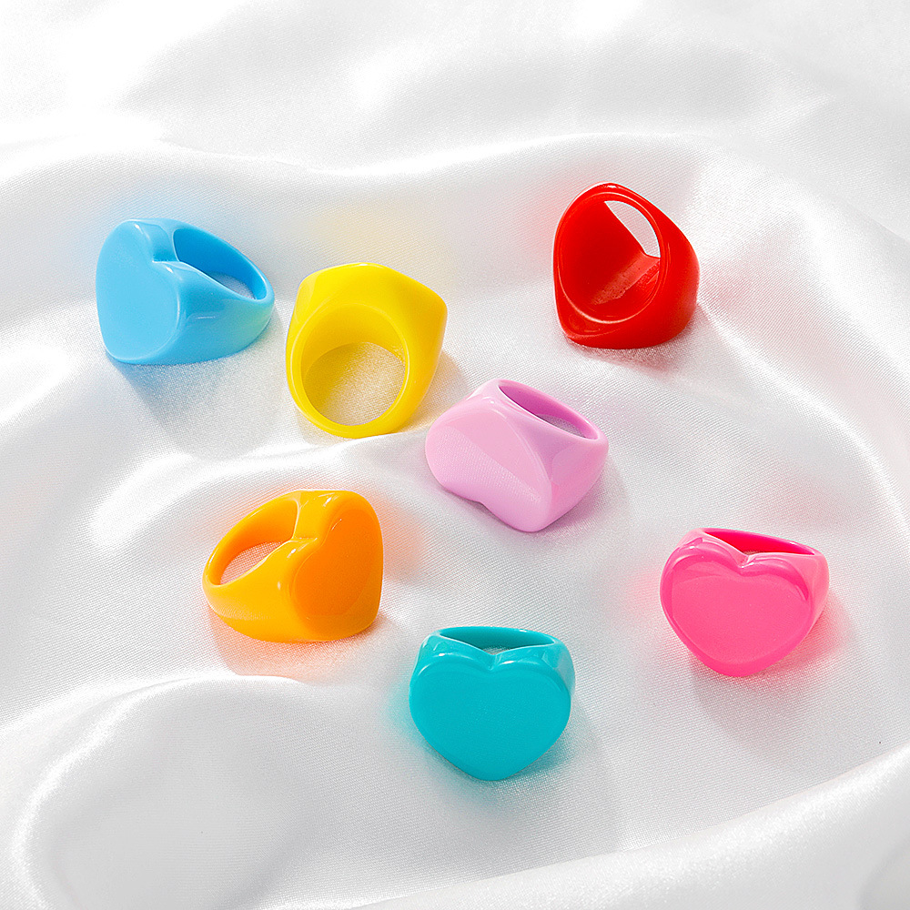 أزياء شفافة الراتنج القلب فراشة الاكريليك متعدد الألوان هندسية حلقة الجملة Nihaojewelry display picture 10