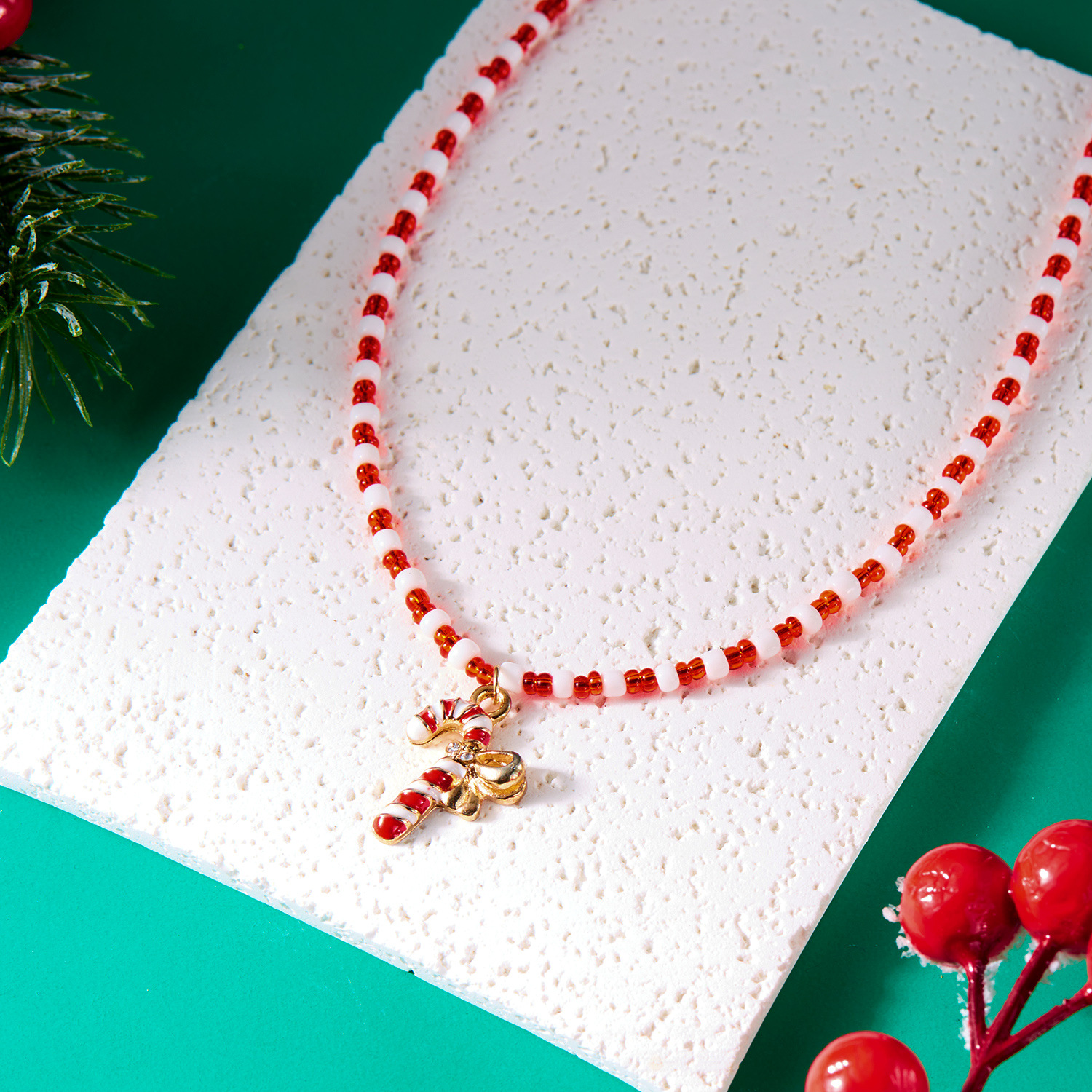 nouveau collier de perles fait main à la mode et polyvalent collier de perles de riz de sapin de Noël Père Noël femme_voghion.com