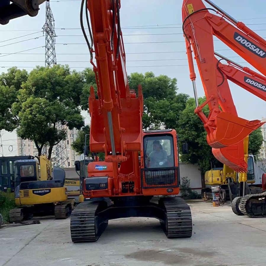 工程机械二手Doosan斗山DX225 DX225LC 22吨级中型挖掘机在售