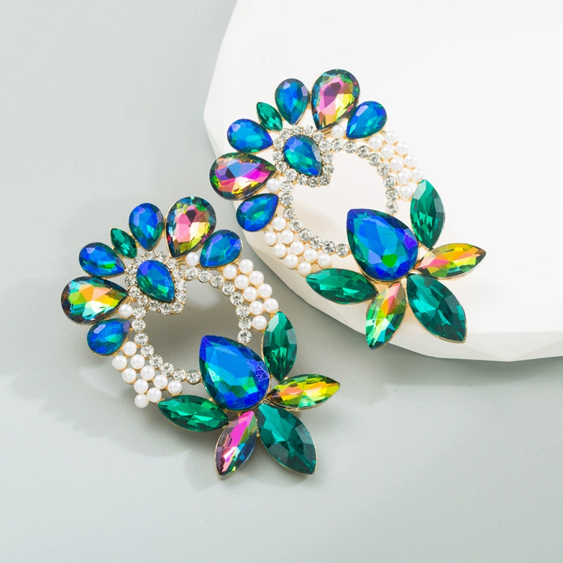 Fashionable metal earrings, light luxury style, high-quality style, wholesale