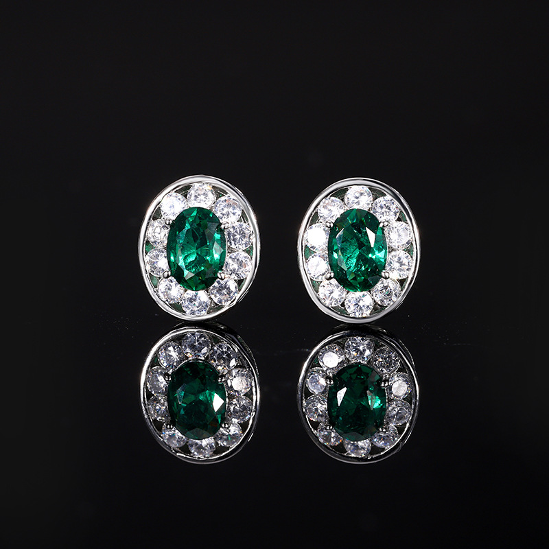 2024 Nuevo Zhuang Shengsheng Jewelry Fondo de cobre chapado en oro Simulación retro Nano color verde Juego en forma de huevo 8*10-6*8