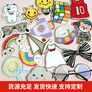 Acrylic cartoon brooch cute sunflower four-leaf clover badge bag personalized small accessories hairpin patch jewelry