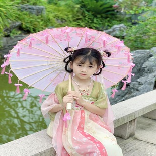 Small Children's Petal Tassel Umbrella for Girls' Dance Performance, Hanfu Props, Decorative Photography Umbrella, Cheongsam Hanfu Oil-Paper Umbrella
