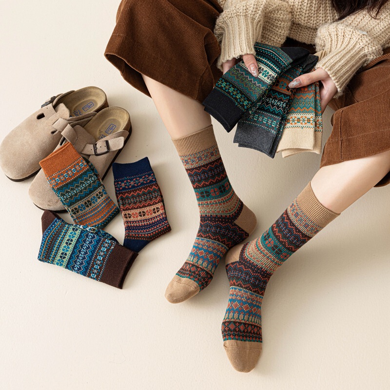 Autumn and Winter Retro Socks for Women, Seamless Ethnic Style, Double-Ended, Double-Needle Birkenstock Mid-Calf Socks, Trendy Combed Cotton Sports Socks