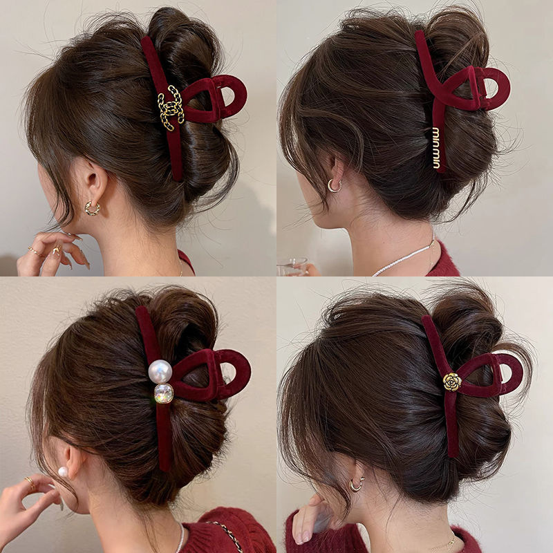 New Year Red Velvet 13cm Large Grab Clip 2024 Autumn and Winter New Back Head Shark Elegant Clip Headdress Hair Accessories