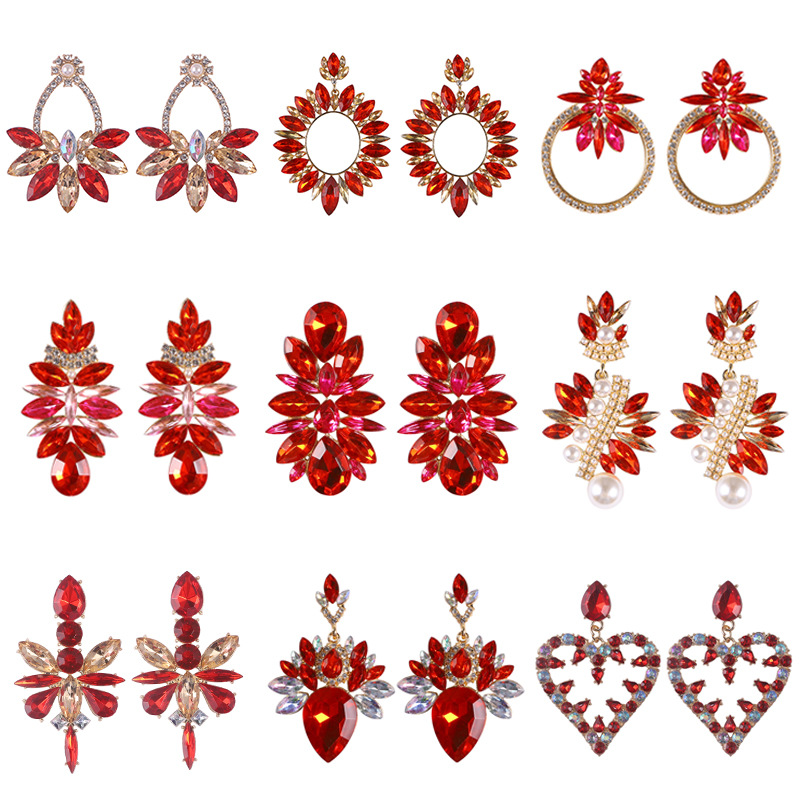 15g Weight Artificial Gemstones Inlay Material Drop Earrings Classification 1 Pair Quantity Daily Occasion Alloy Material Water Droplets Pattern Women'S Gender Rhinestone Design Retro Style Retro Water Droplets Alloy Rhinestone Artificial Gemstones Drop Earrings 1 Pair 无