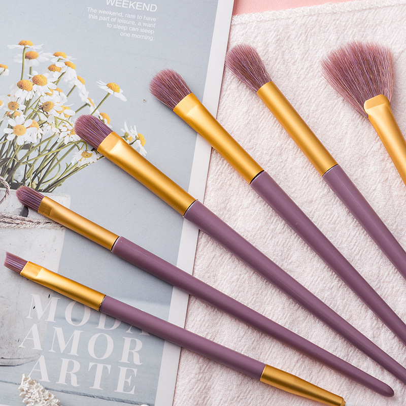 Ventas directas de fábrica huayang mismo estilo 9 pequeño púrpura dulce patata maquillaje cepillo sombra de ojos cepillo conjunto completo de herramientas de cepillo