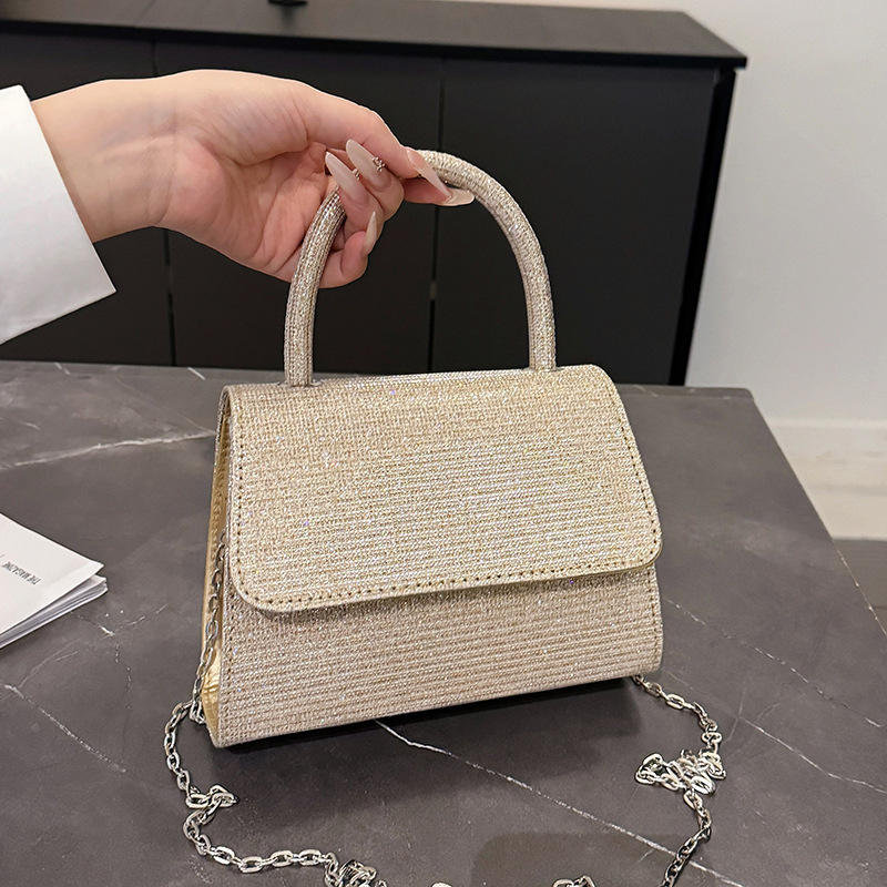 Bolso de cena, nuevo estilo transfronterizo, cadena de fiesta de sentido metálico, bolso de mensajero de un solo hombro, bolso de estilo de mujer de sentido avanzado