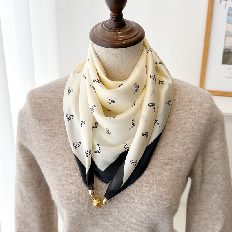 포니 헤드 70 새틴 버클-오프화이트