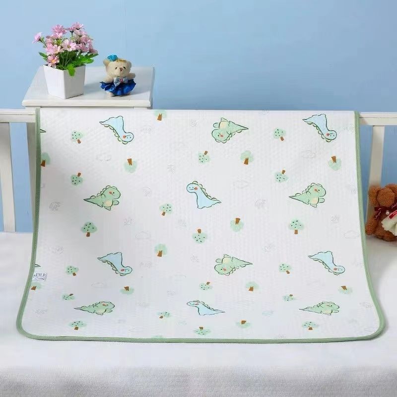 녹색 가장자리 작은 공룡