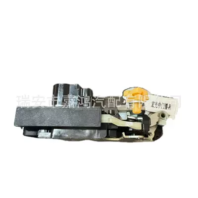 Hongguang Middle Door Lock Right-R (Other Automotive Safety Supplies)