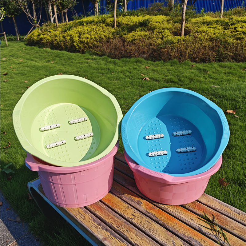 Household Large Four-Wheel Plastic Footbath with Roller Footbath Massage Basin Four-Wheel Massage Footbath Opening Gift