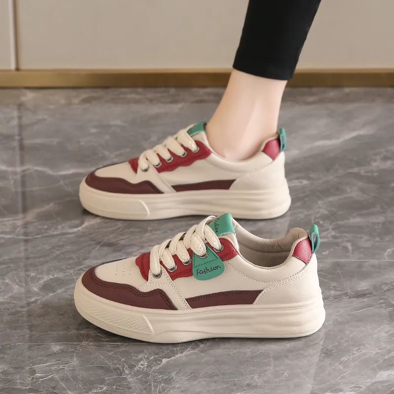 2025 봄과 가을 새로운 부드러운 밑창 통기성 캐주얼 신발 한국어 버전 다목적 통기성 야외 여성 싱글 신발 플랫 신발