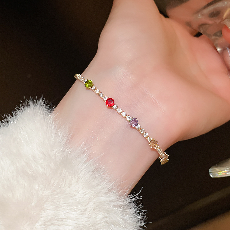 Pulsera de apertura geométrica de malla de flor de circón, pulsera retro de lujo ligero exquisito europeo y americano