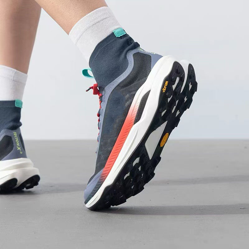 男女款秋冬钛氪动 X 3碳板越野鞋Tecton X 3户外透气登山运动跑步