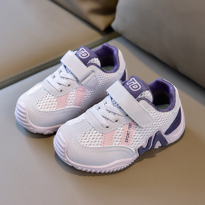 Zapatos deportivos para niños zapatos de niñas 2026 primavera nuevos zapatos de running de suela blanda para niños zapatos respirables de malla en stock
