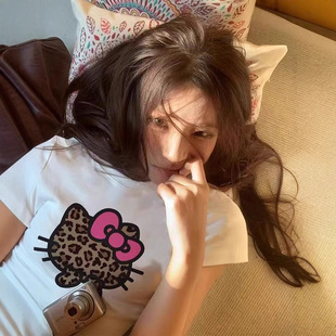 ���nϵkitty�P��؈����t��Ů�ļ������������@�ݶ̿�С������Ů