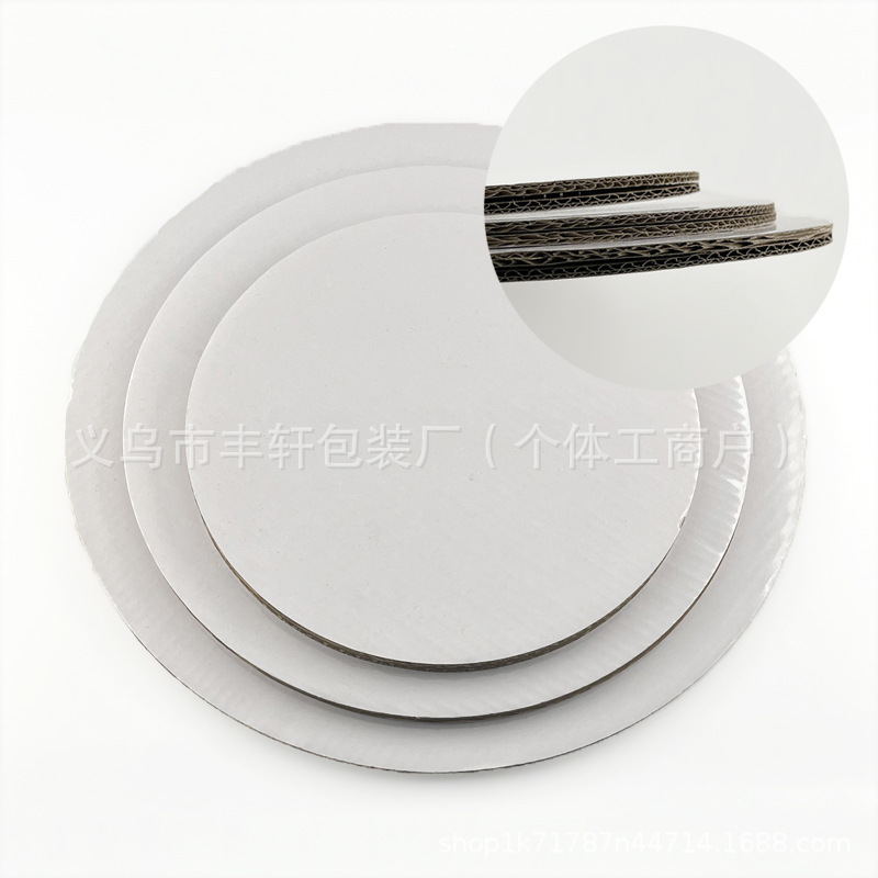 Placa de pastel blanco de 18 pulgadas 8MM de espesor corrugado contra el marco de pastel base de pastel redondo base de pastel especial transfronterizo