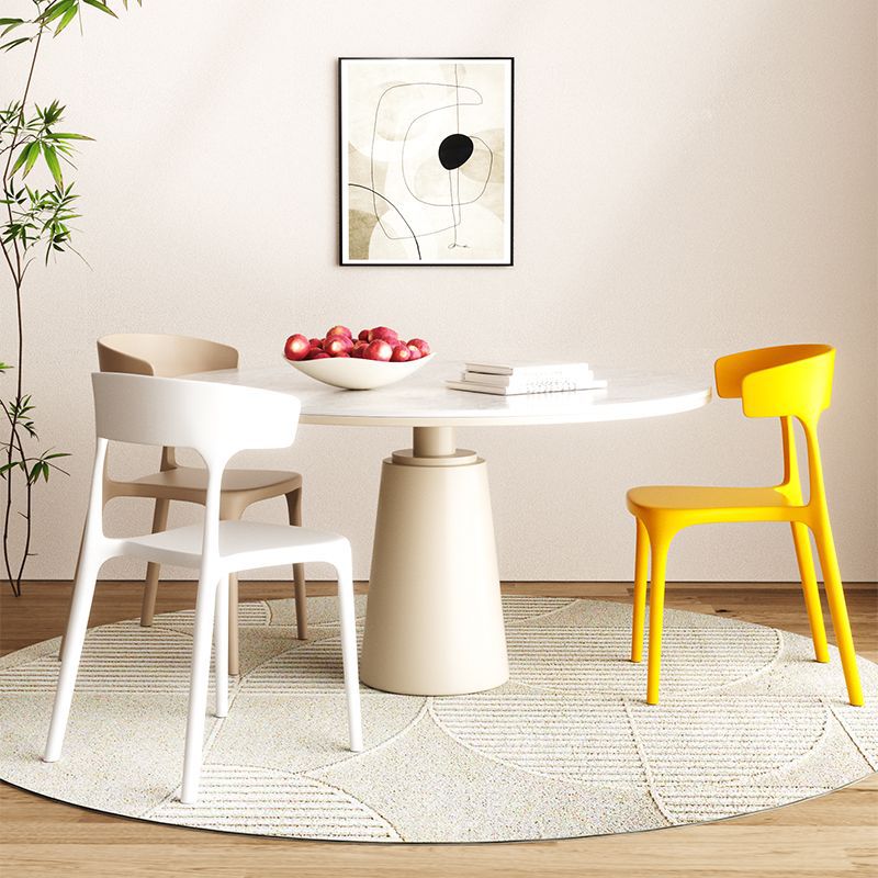 Sillas de plástico sillas de comedor de lujo sillas de mesa de estudio Macaron nuevo silla de corno silla de plástico para adultos