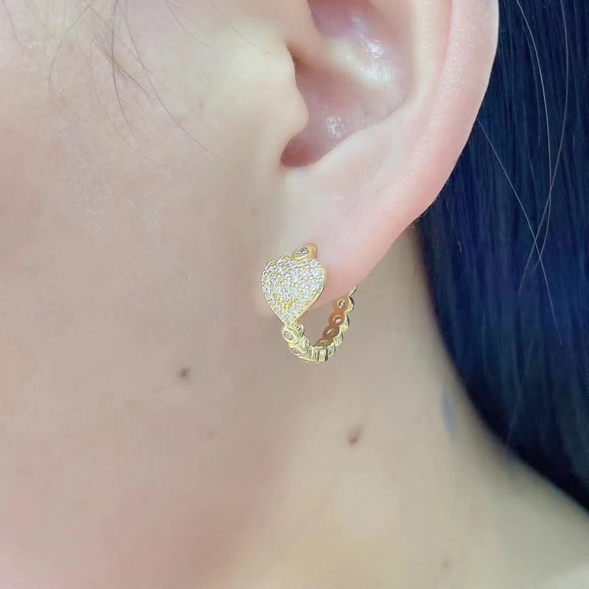 Heart Shape Pattern Women'S Gender Fashion Heart Shape Copper Plating Inlay Zircon Ear Studs 1 Pair