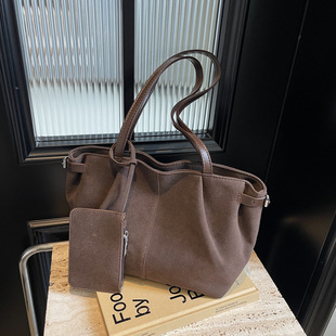 Cross-Border Retro Suede Handbag Women's Casual Large-Capacity Commuter Tote Bag Korean Style Fashion Shoulder Bag